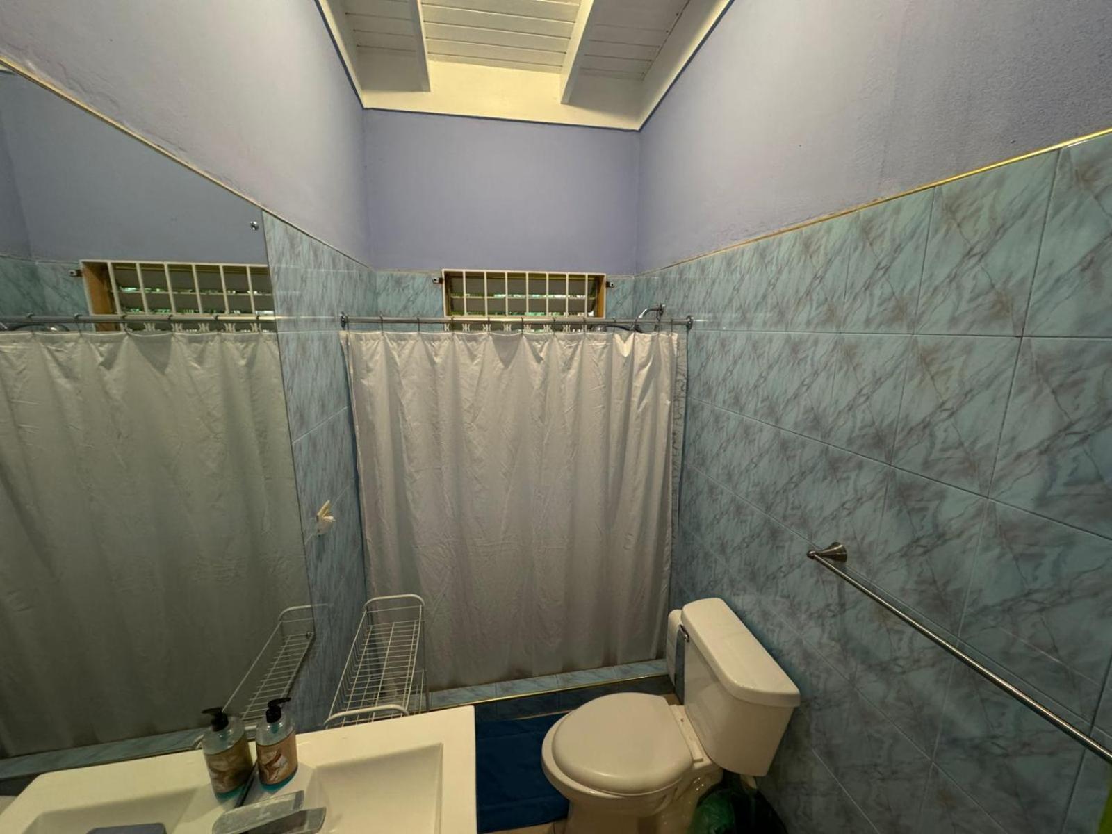 Appartamento Shalom 2, Manor Park *